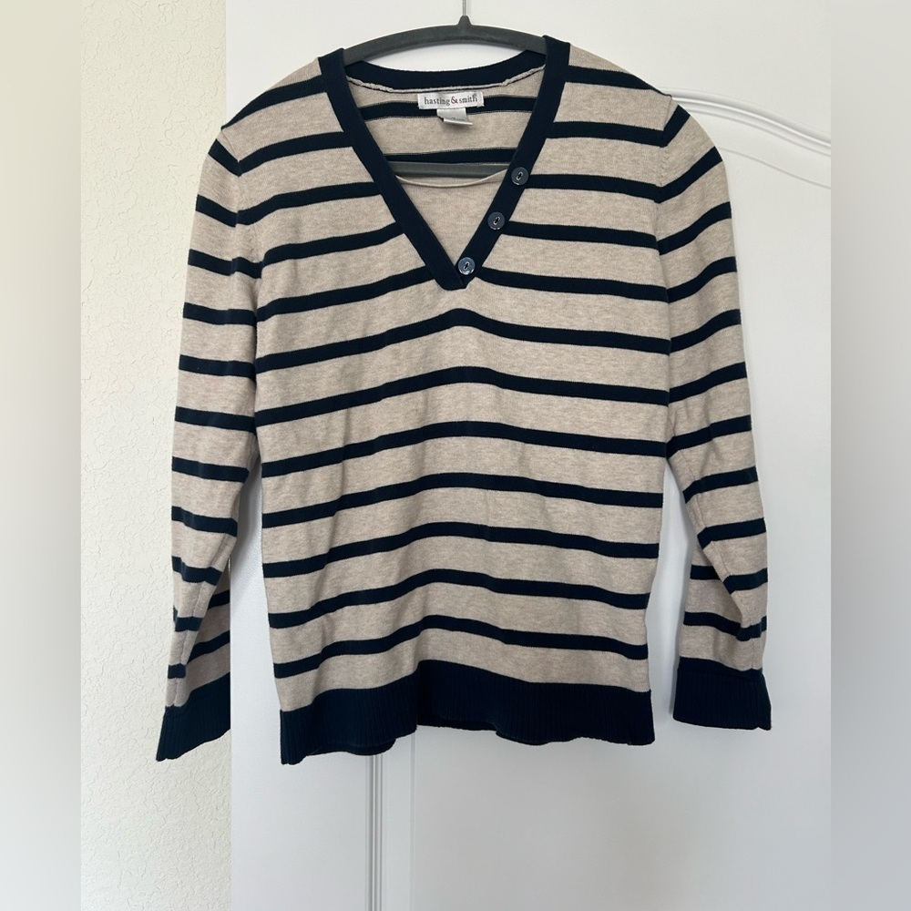 NWOT Hasting & Smith Sweater Pull Over Long Sleeved Layered Crewneck